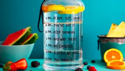 曹赟定：踢了将近30年球，最后一年斯卢茨基觉得我适合搞田径